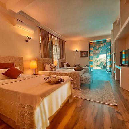 Pink Flamingo Boutique Hotel Μόσι Εξωτερικό φωτογραφία