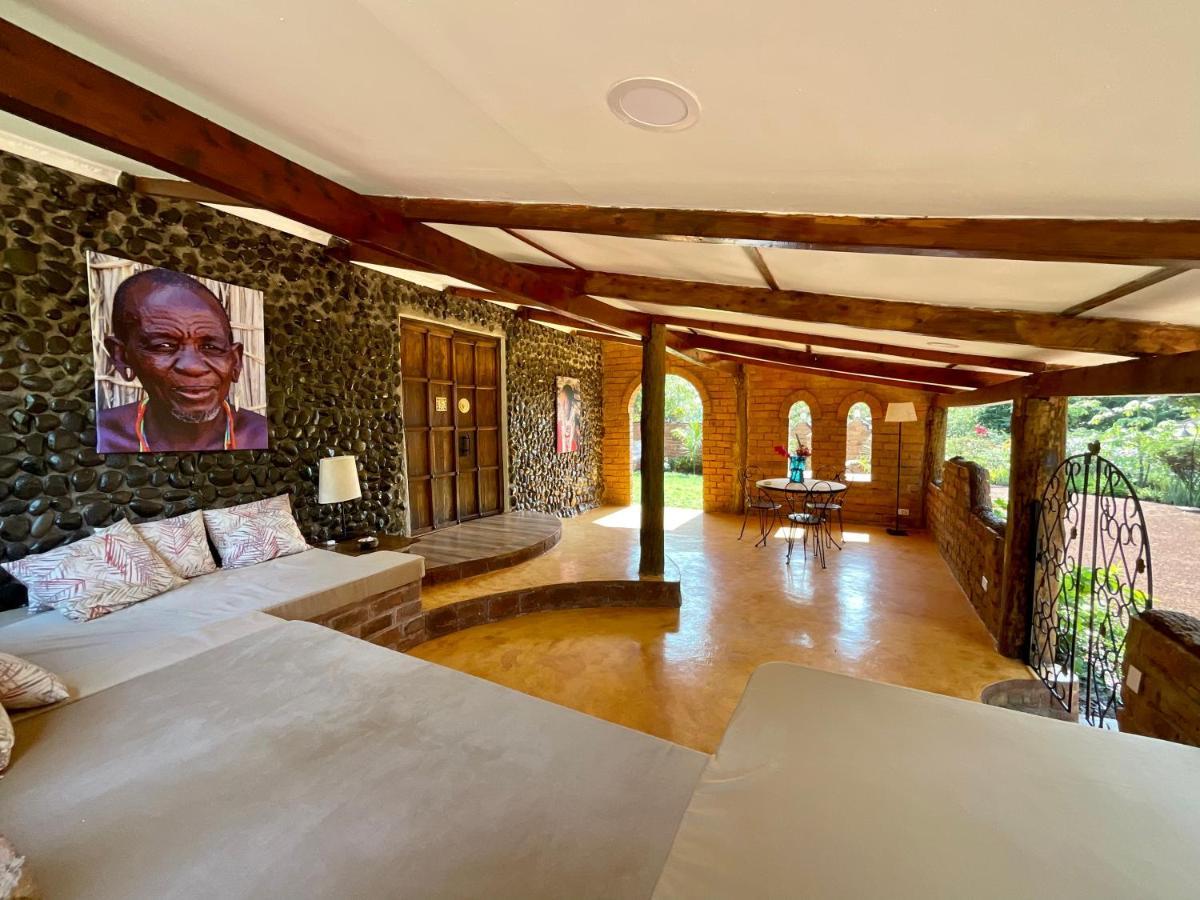 Pink Flamingo Boutique Hotel Μόσι Εξωτερικό φωτογραφία